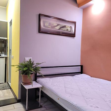 Мини Дом Целиком Около Мед Центра Астхик Yerevan Exterior foto